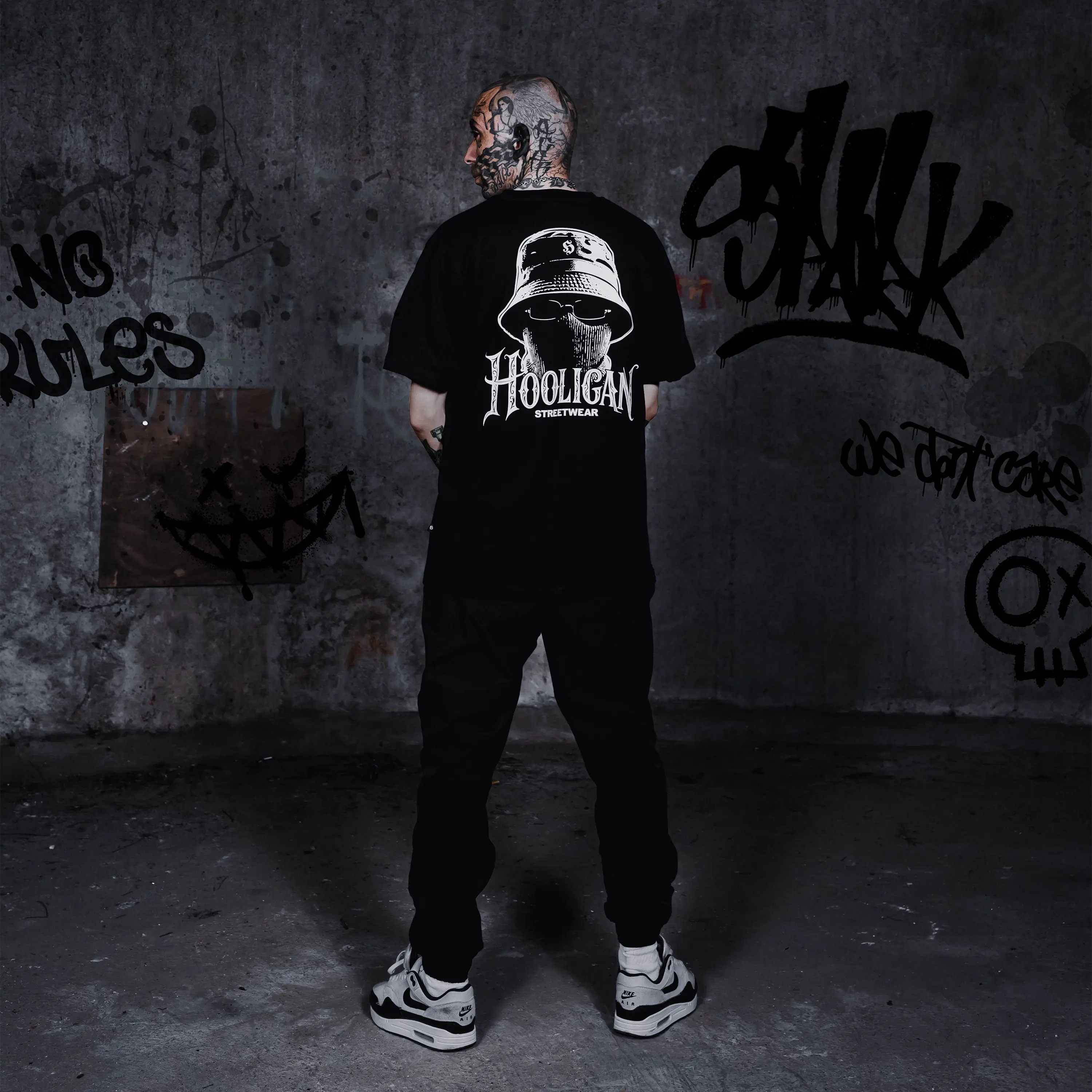 Hooligan Streetwear T-shirt Mask - Image 4
