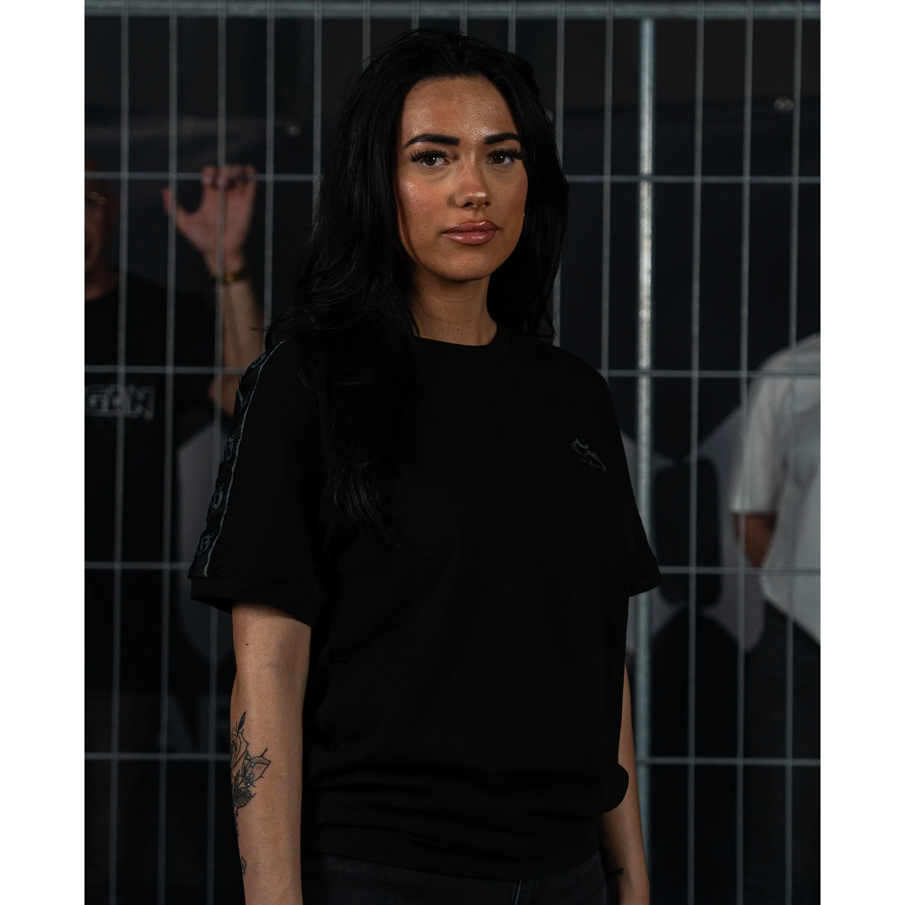 Hooligan Streetwear T-shirt Taping - Image 4