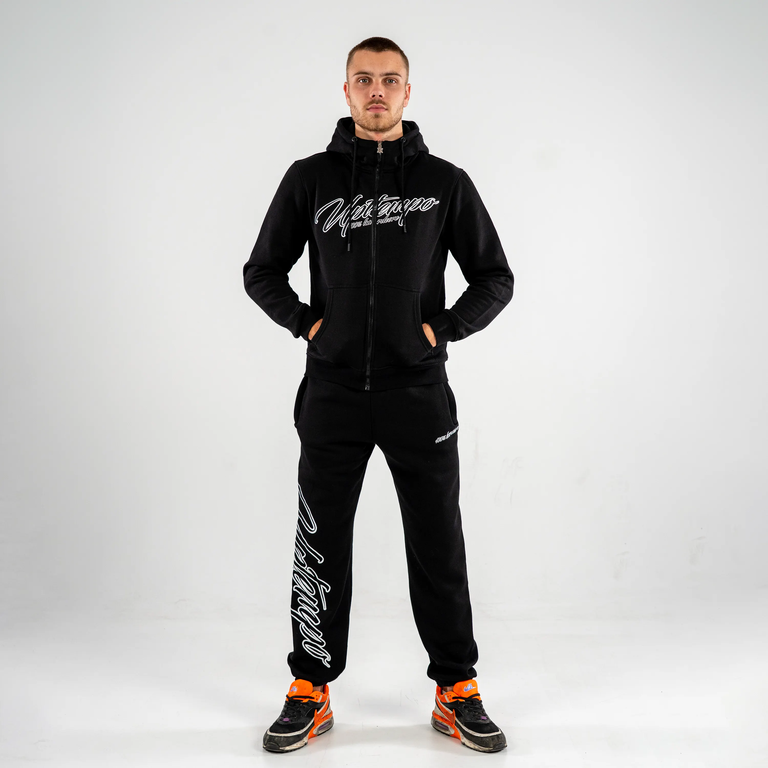 Uptempo Joggingsuit Signature - Image 3