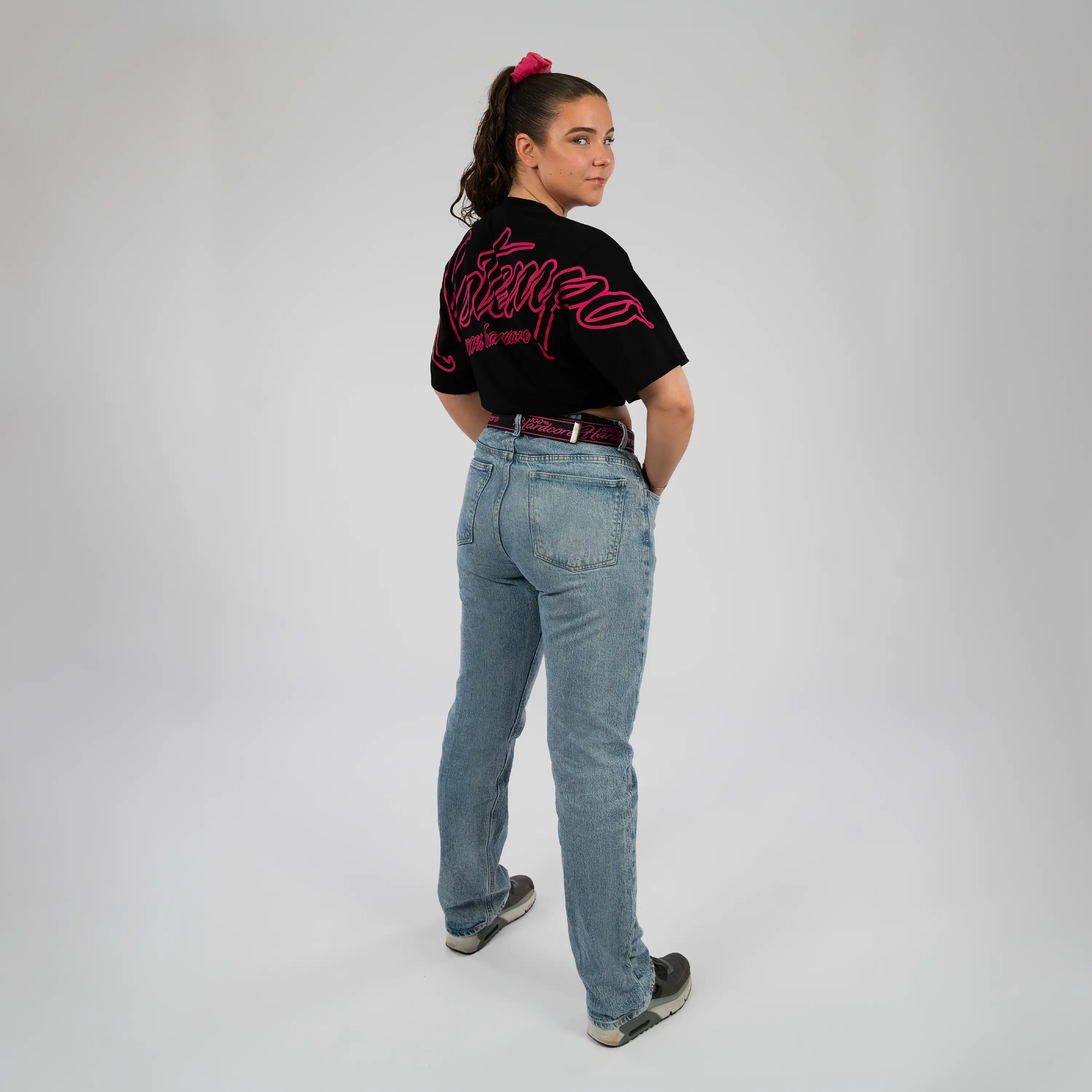 Uptempo T-shirt Signature Pink - Image 4
